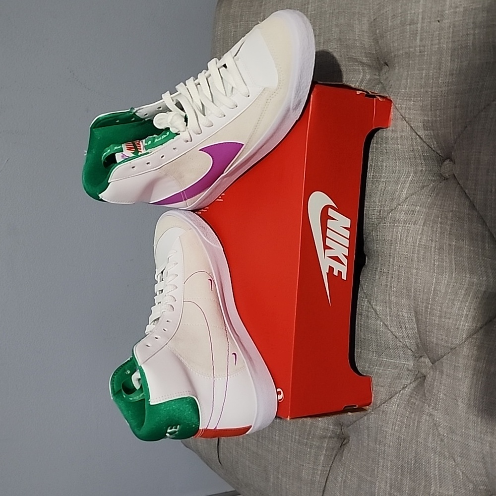 Nike mid blazer 77